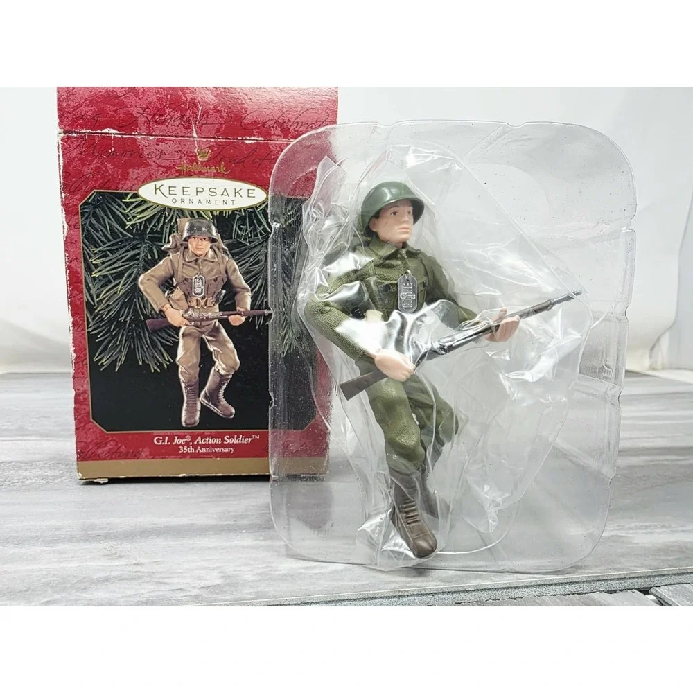 1999 Hallmark Keepsake Ornament G.I. Joe Action Soldier 35th Anniversary‎